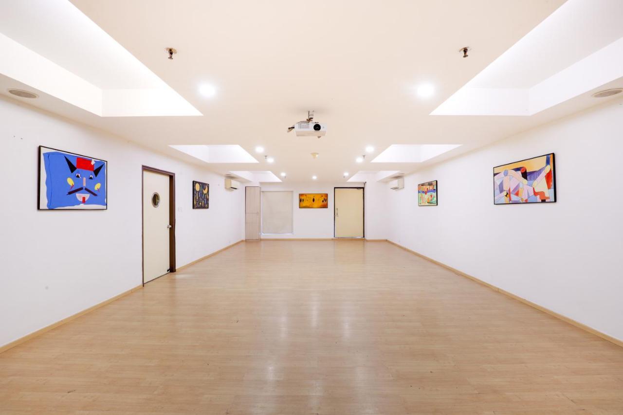 Red Fox By Lemon Tree Hotels, East Delhi Exterior foto