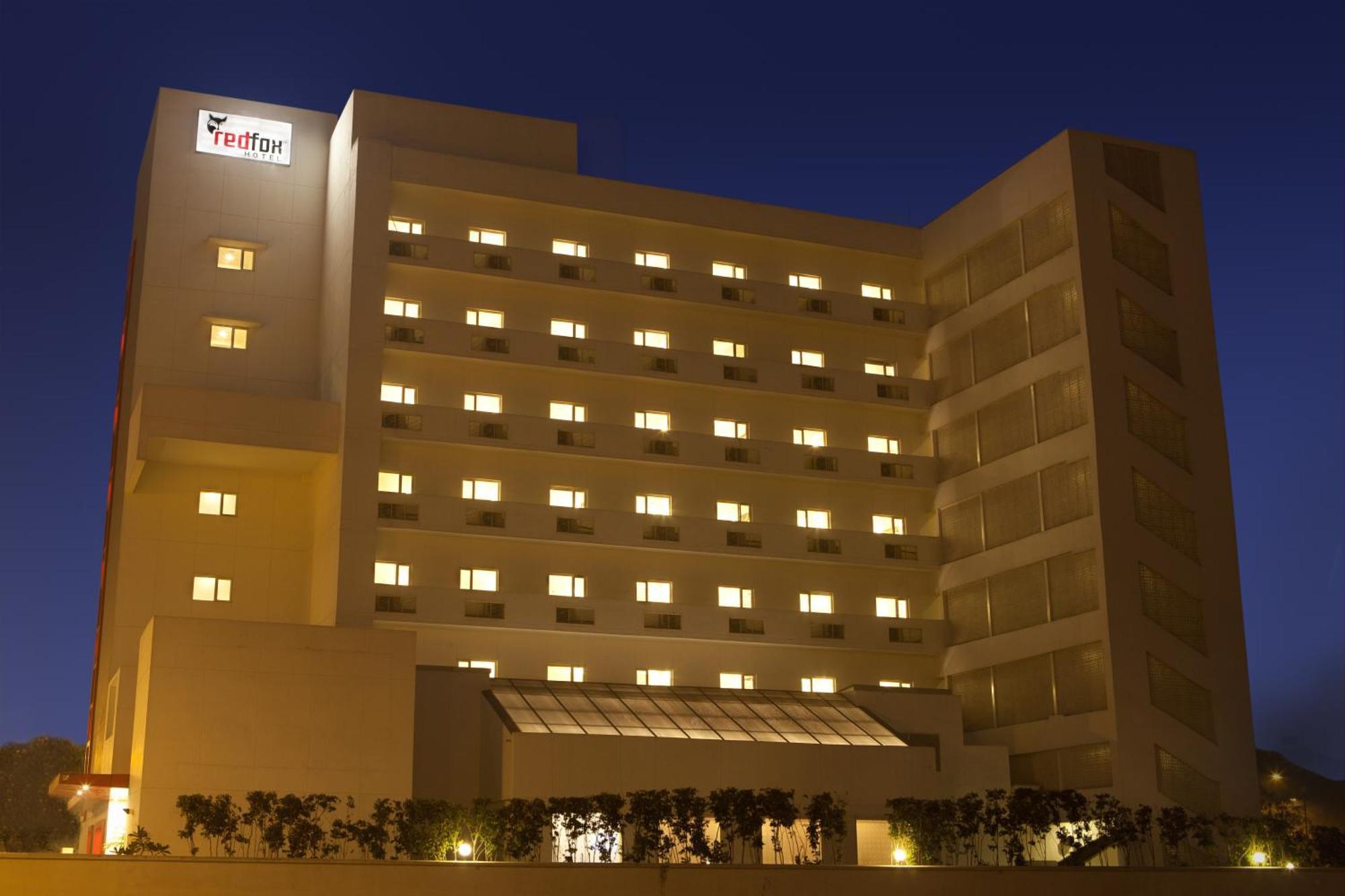 Red Fox By Lemon Tree Hotels, East Delhi Exterior foto