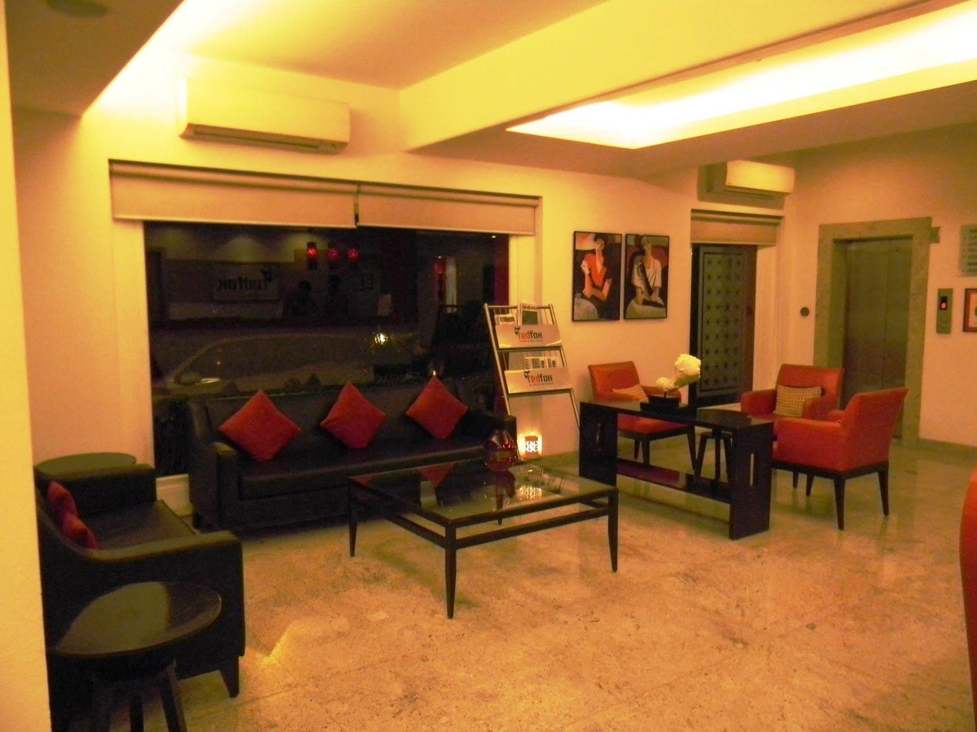 Red Fox By Lemon Tree Hotels, East Delhi Exterior foto